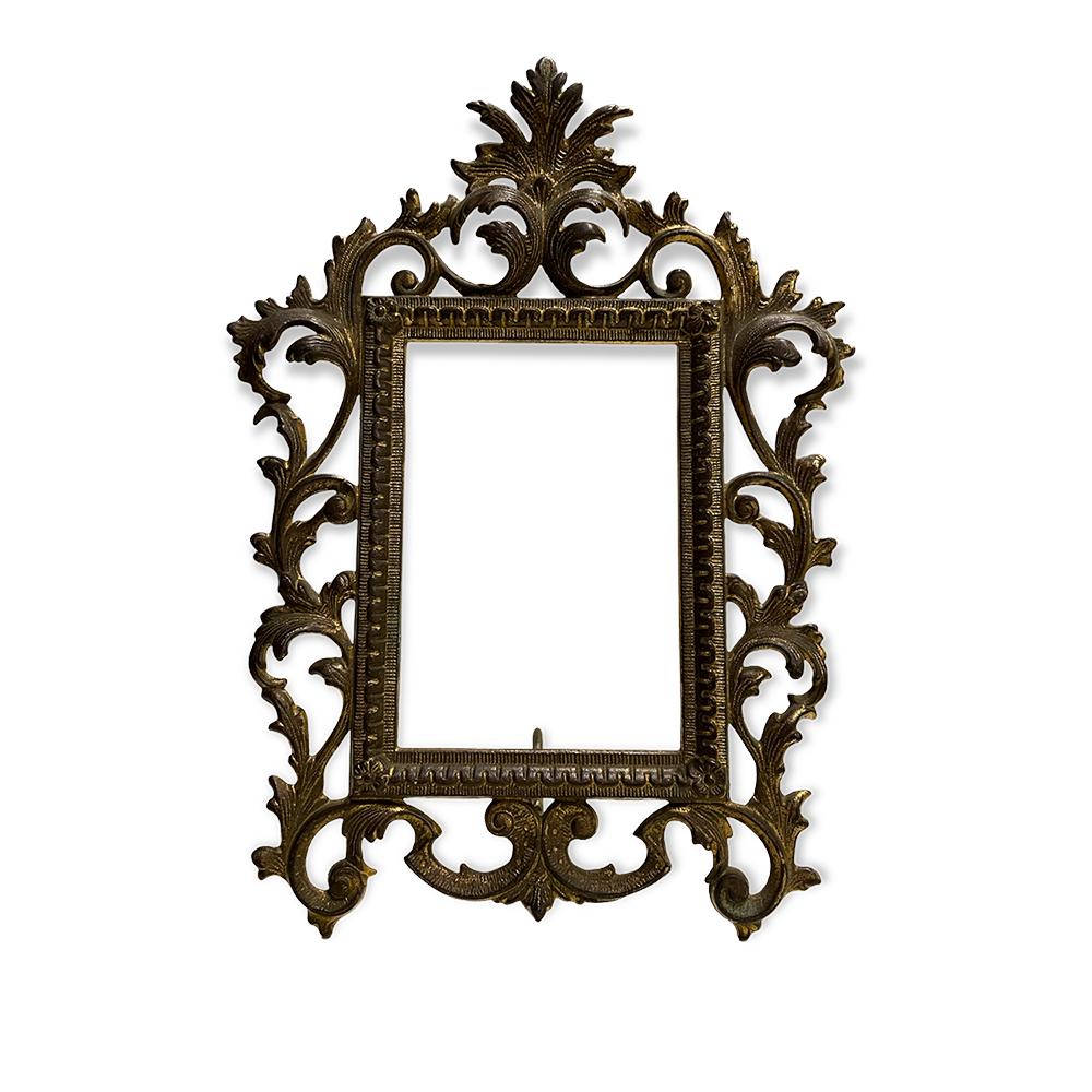 The Ivall Antique Ornate Frame Array Wedding and Event Hire