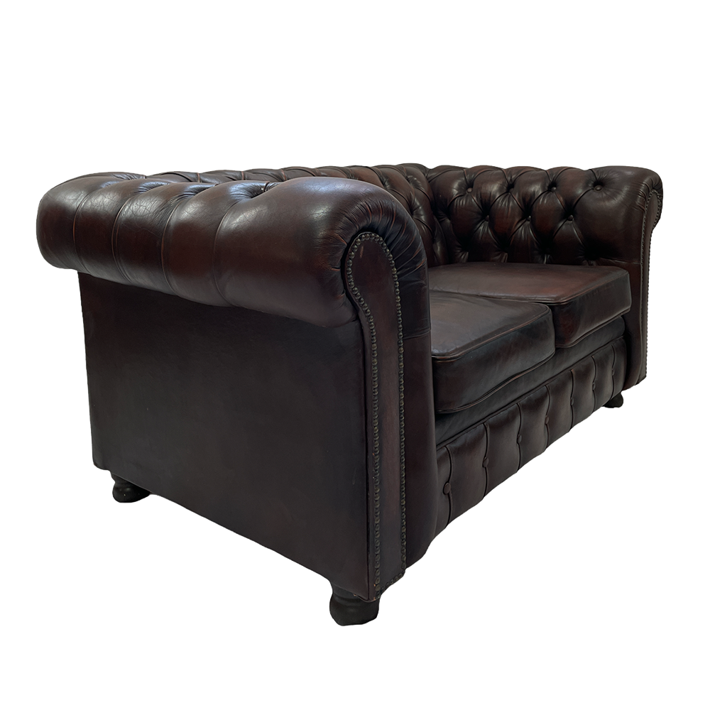 The Newlyn Leather Chesterfield Sofa Array Wedding and Event Hire