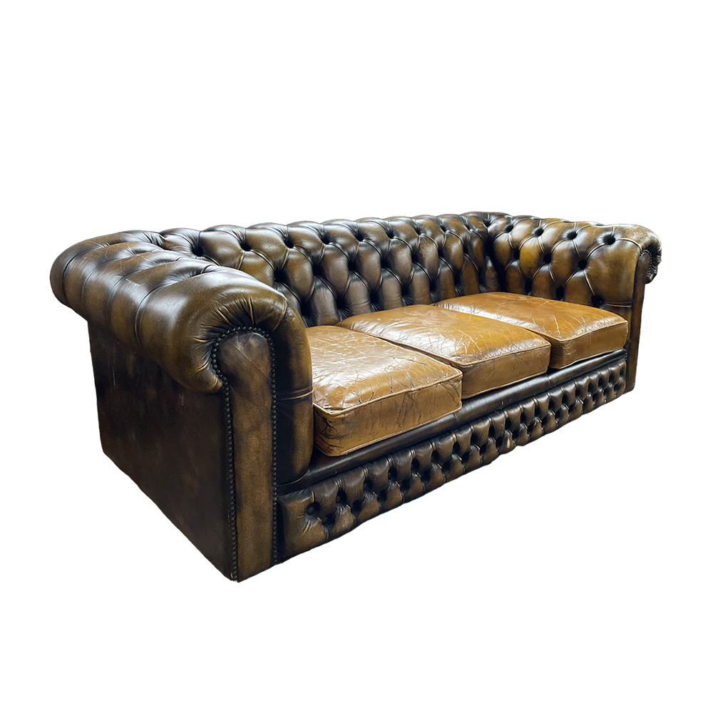 The Widnes Leather Chesterfield Sofa Array Wedding and Event Hire