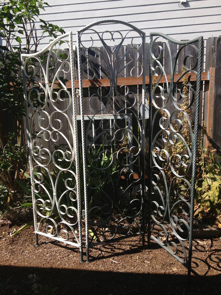 cr36 vintage metal garden screen backdrop For the Love of Pete
