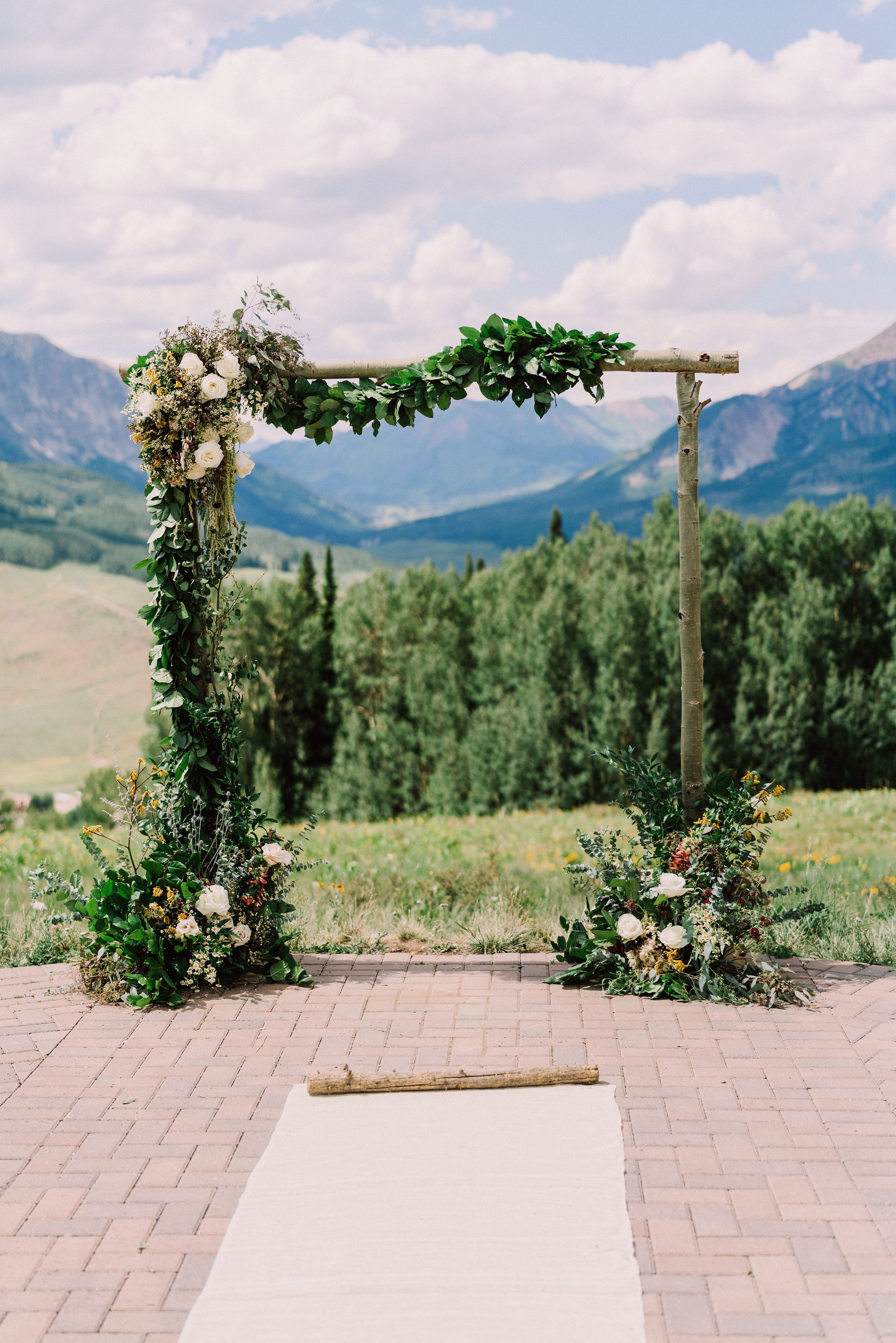 Aspen Arch - Lucky Penny Event Planning