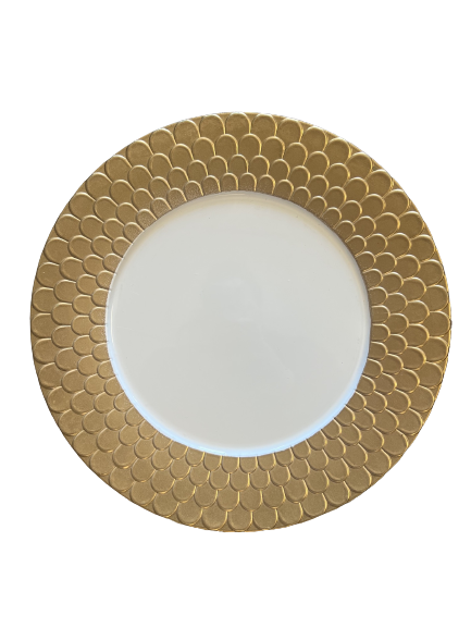 Ariel: Gold Scalloped Charger | Partridge And Co.