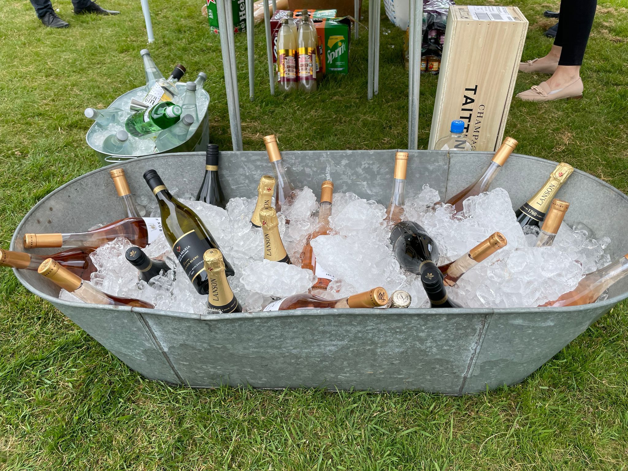 Vintage tin bath The Little Wedding Warehouse